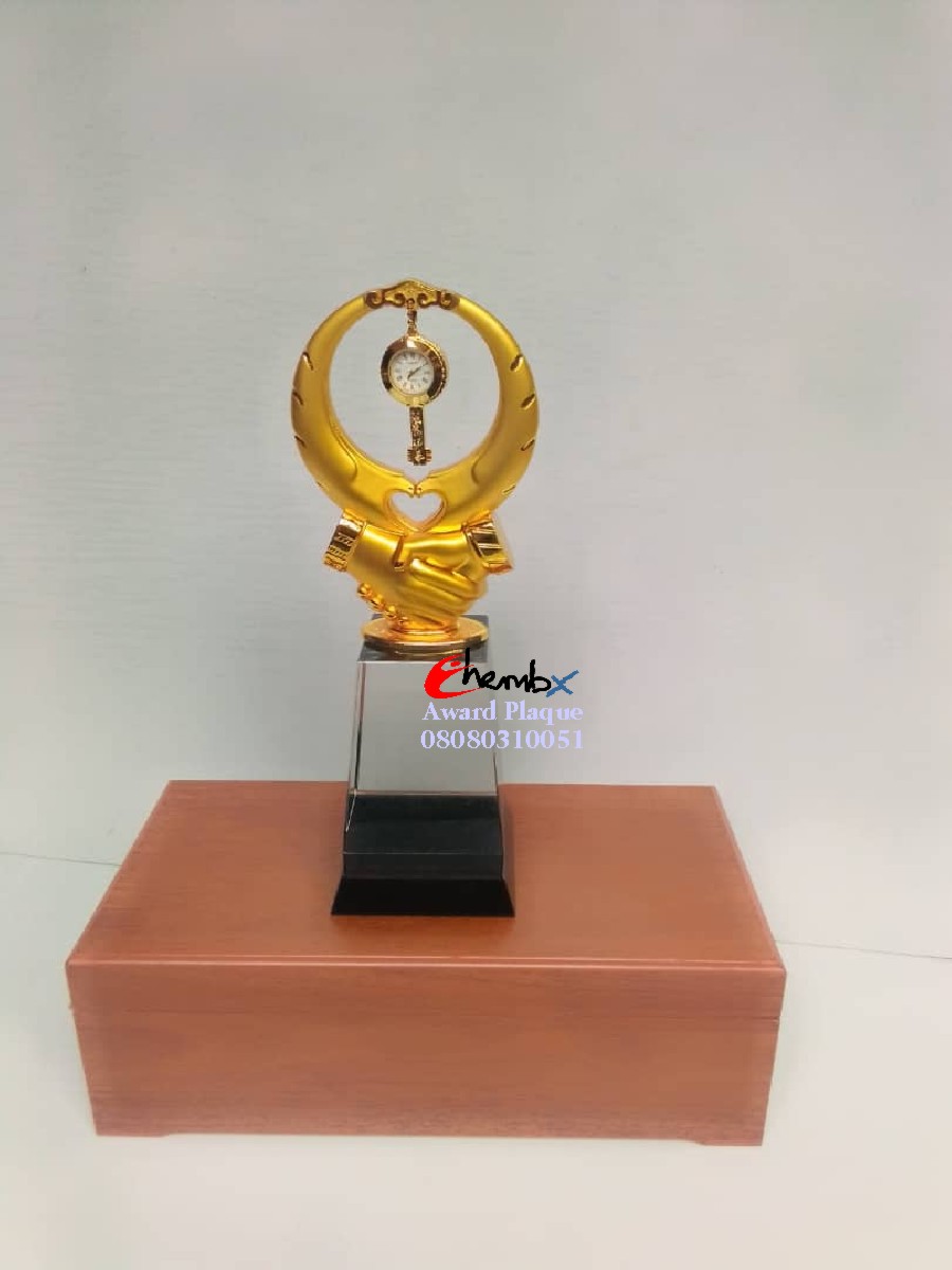 Frosted edge crystal plaque with logo &ndash; corporate gifts Ghana